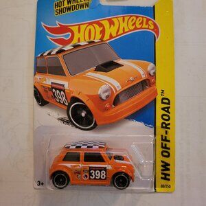 Hot Wheels Off Road Morris Mini -- ITEM #1533